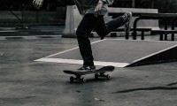 世界青少年牛仔竞技周：马术与技巧并重受追捧