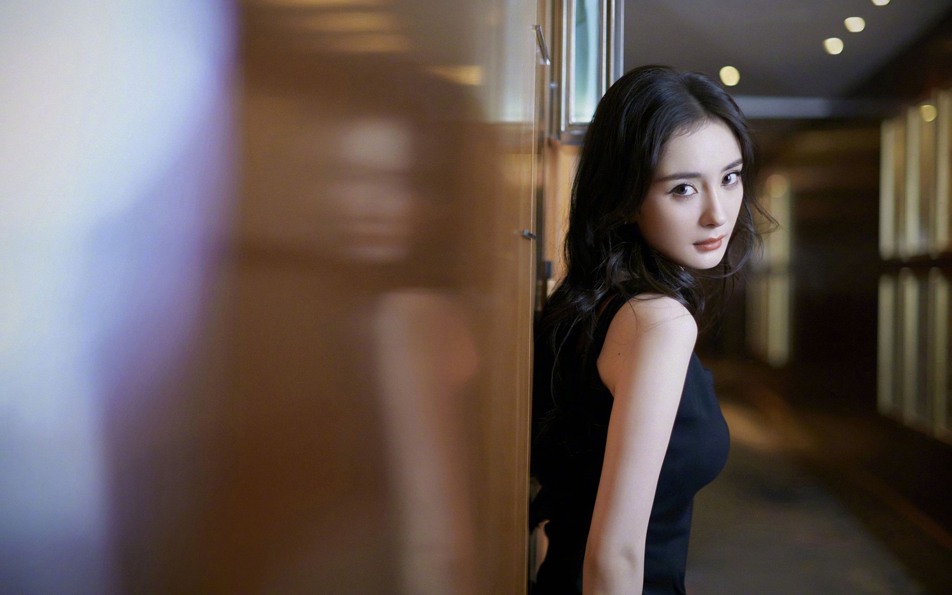 中国足球场地设施持续改善训练环境显著提升，中国足球场建设