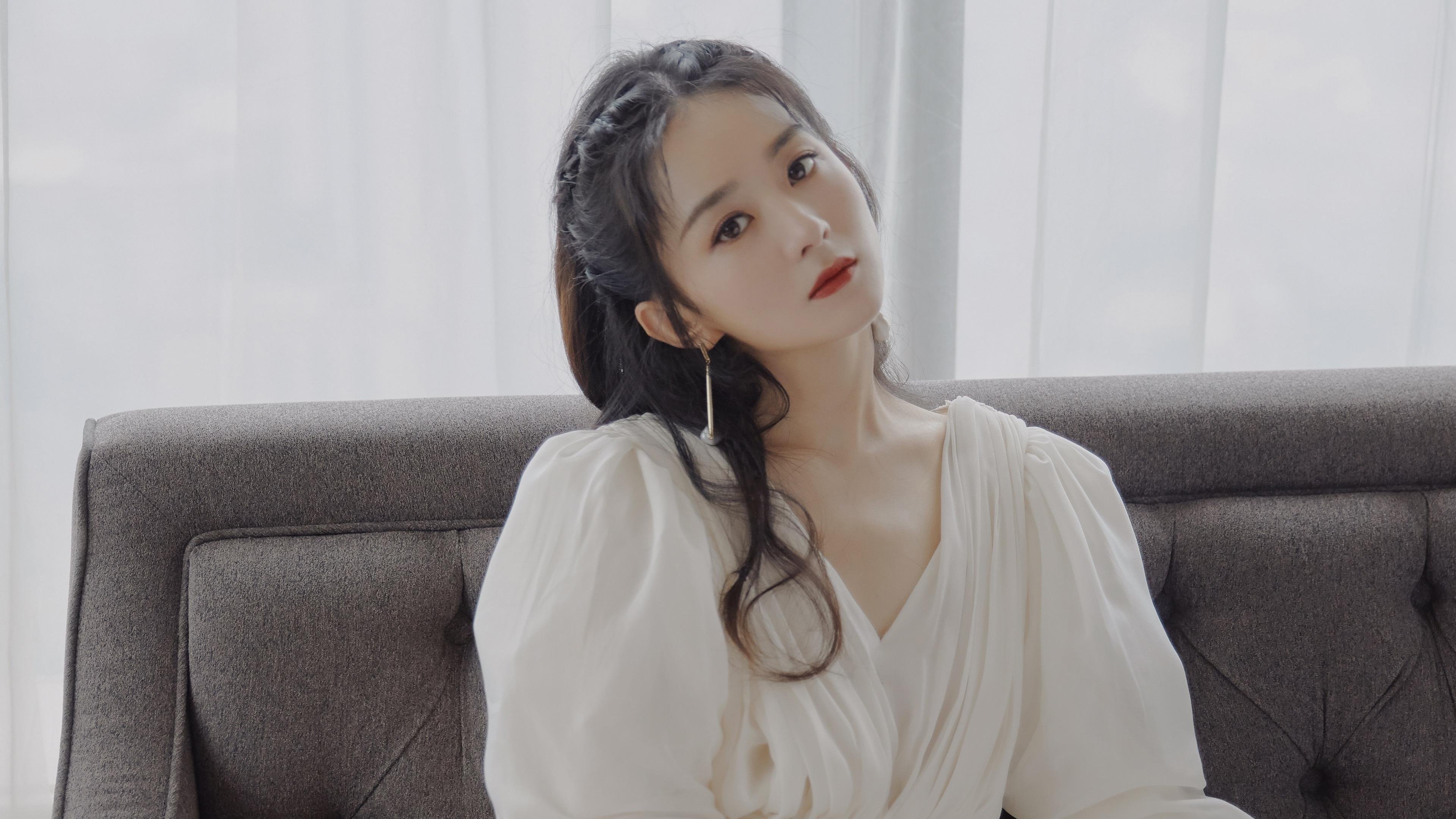 勇士中锋完成高强度训练展示篮下统治力，勇士 中锋