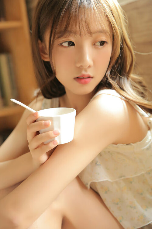 职业球员参与国际训练交流提升技战术水平和视野,业余球员 国家队